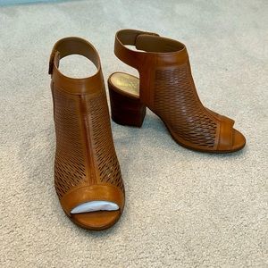 Vince Camuto size 8 women’s heel, brown, EUC, worn 2-3 times